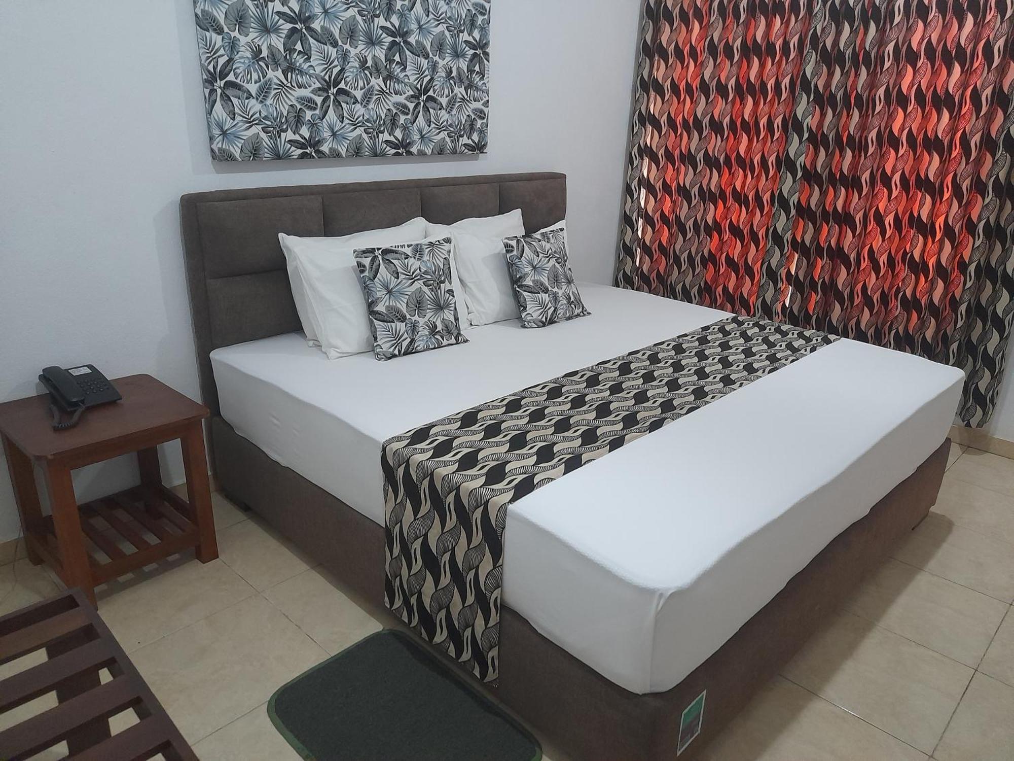 Larn'S Villa Hotel & Apartment Wadduwa Zewnętrze zdjęcie